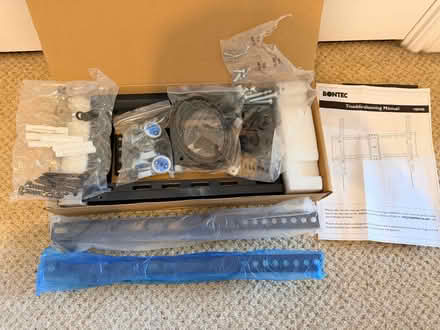 Photo of free BONTEC TV Wall Bracket for Most 37-82 Inch LED LCD Plasma Fl (Clifton CA10) #2