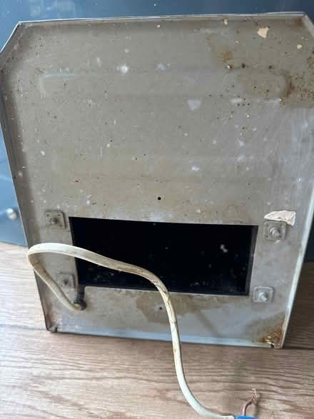 Photo of free GCHEP60SS 60 cm cooker extractor (Norwich centre) #4