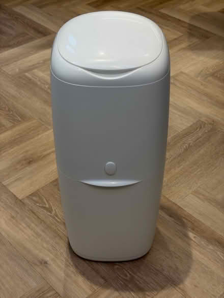Photo of free Angelcare Nappy Bin (Highgate N6) #1