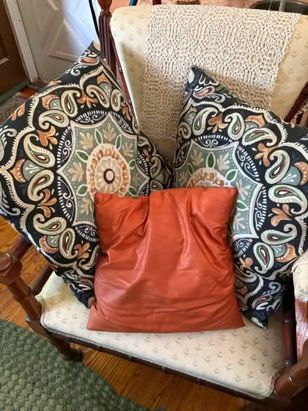 Photo of free Decorative pillows (Croton-on-Hudson) #1