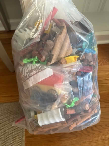 Photo of free Lincoln logs (Hartsdale) #1