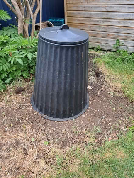 Photo of free Garden compost bin (melksham east SN12) #1