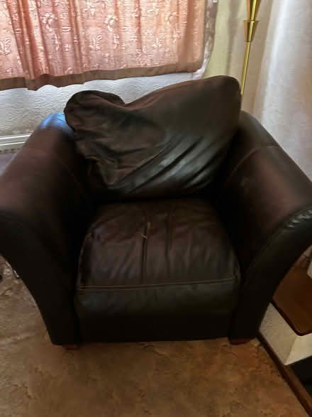 Photo of free Brown leather 3 piece suite (Rochford SS4) #3