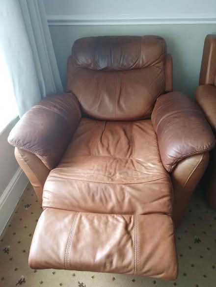 Photo of free Electric Reclining Armchair (Harlington DN5) #3