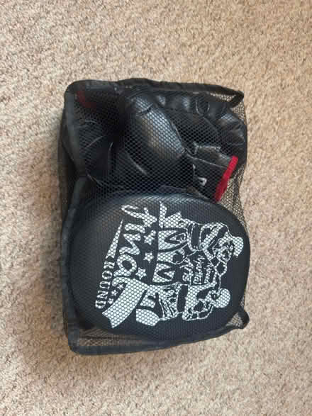 Photo of free Child’s boxing gloves set (ME5) #1