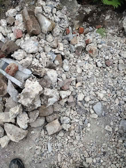 Photo of free Hardcore / Ballast (Dorking Cotmandene) #1