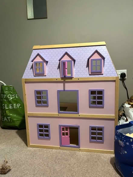 Photo of free Dolls house (Nailsworth) #1