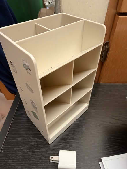 Photo of free Stationery organizer (Sunnyvale (Wolfe)) #1