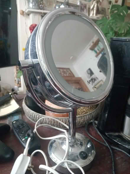 Photo of free Magnifying mirror (Lower Morden SM4) #2