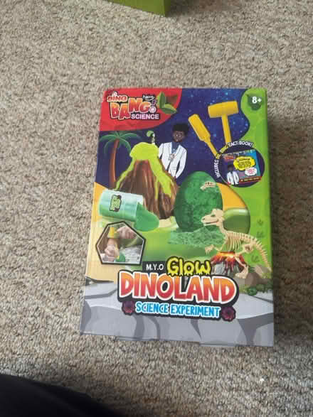 Photo of free Dinosaur science experiment unused (ME5) #1