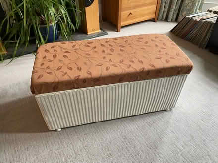 Photo of free Lloyd Loom style ottoman (Winchmore Hill N13) #1