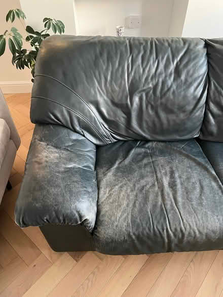 Photo of free Leather sofa (Potters Bar EN6) #3