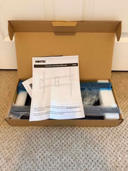 Photo of free BONTEC TV Wall Bracket for Most 37-82 Inch LED LCD Plasma Fl (Clifton CA10) #4