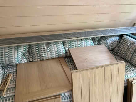 Photo of free Various leftover kitchen pieces (Billericay CM11) #3