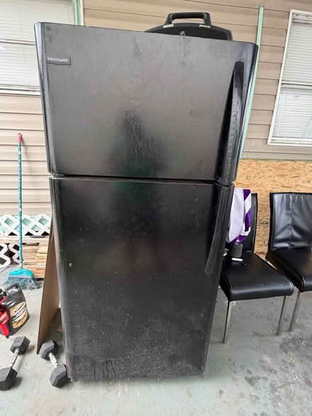 Photo of free Frigidaire (Tampa) #1