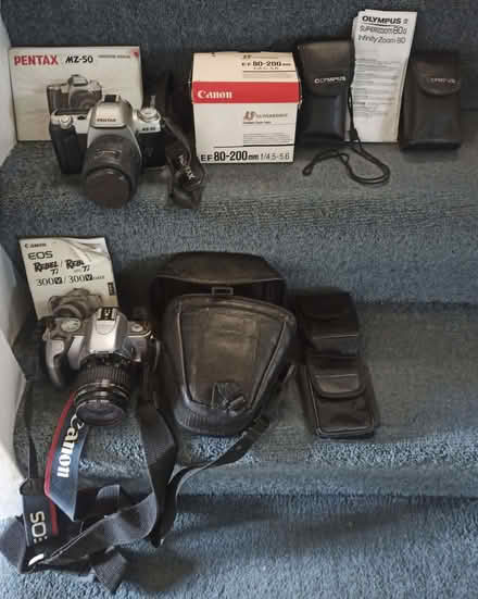 Photo of free Assorted pre-digital camera equipment (Kings Heath B14) #1