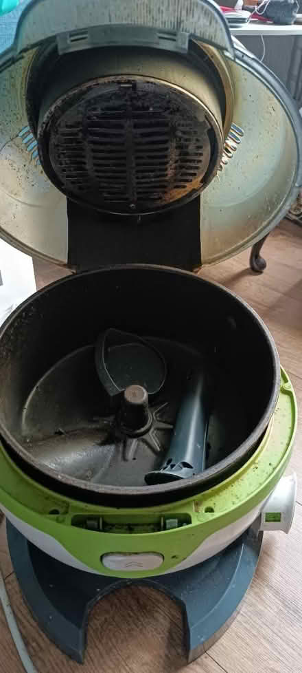 Photo of free Breville air fryer (CH44) #2