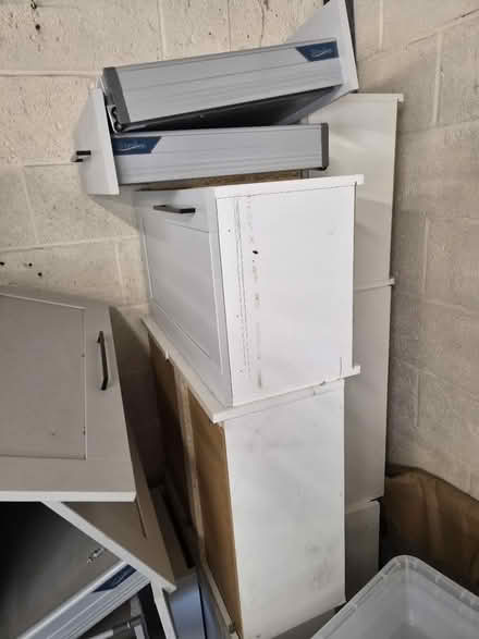 Photo of free Kitchen cupboards and drawers (Stoke Hammond MK17) #1