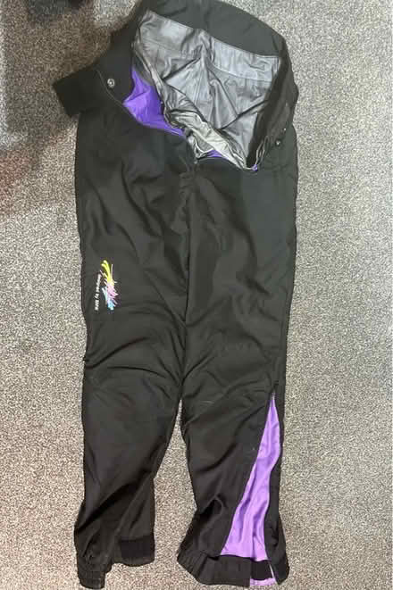 Photo of free Ladies BMW Motorcycle Gortex suit (Black Park LL14) #4