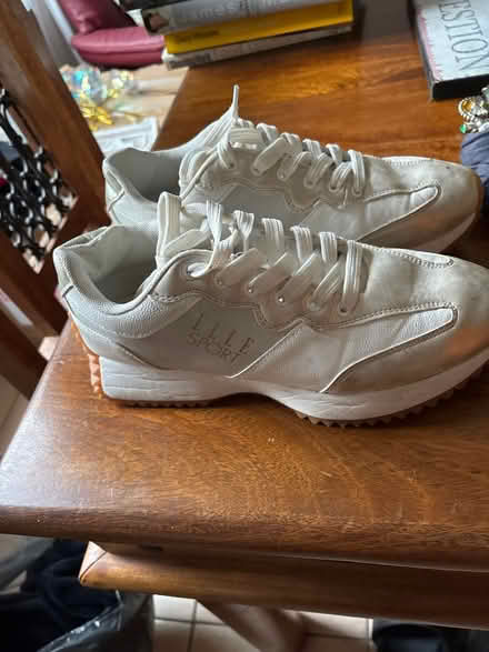 Photo of free Size 6 ladies trainers (Kings norton B38) #1