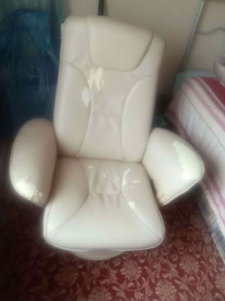 Photo of free Reclining sofa (Llanelli SA15) #1
