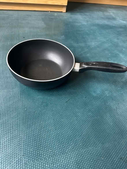 Photo of free Small wok/frying pan (CT5) #1