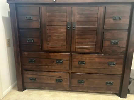 Photo of free dresser #2 (Agoura (off Liberty Canyon)) #1