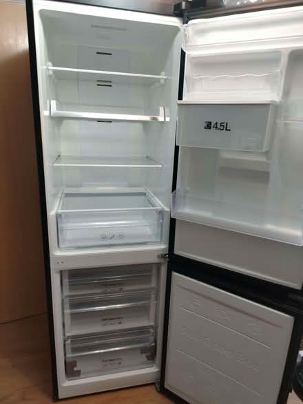Photo of free Samsung fridge freezer (St Ann's NG3) #2