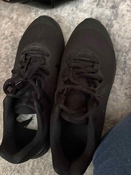Photo of free Ladies Nike trainers (Kings norton B38) #3