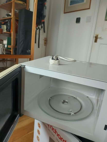 Photo of free Belling Microwave (Cutteslowe OX2) #1