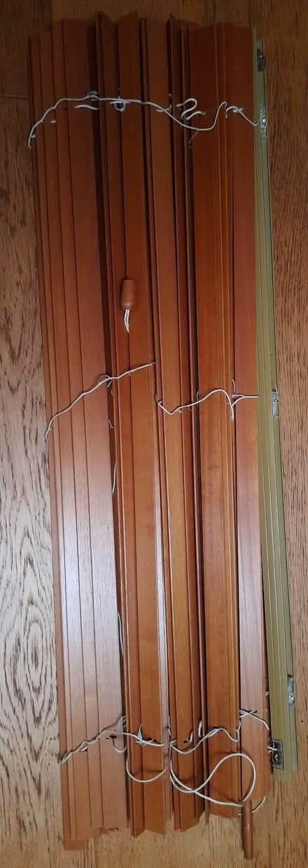Photo of free wooden blind (BR6) #1