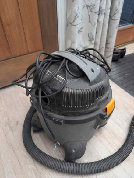 Photo of free Titan shop vac (Bear Flat, Bath BA24) #3