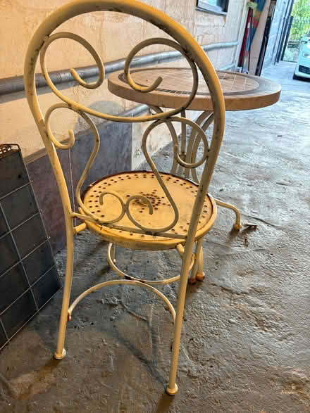 Photo of free Outdoor bistro patio table and chair with a mosaic border (Ferryhill AB11) #4
