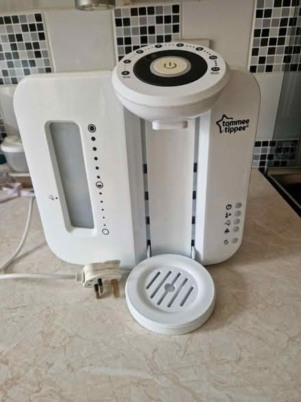 Photo of free Tommee tippee prep formule machine (Hayes UB3) #1