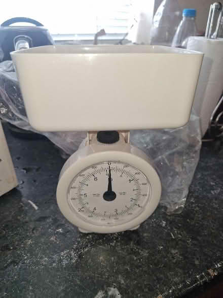 Photo of free Weighing scale (Grove Park SE9) #1