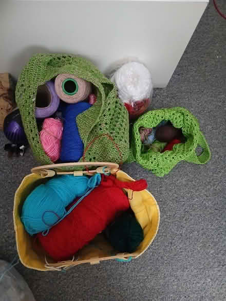 Photo of free Yarn (enfield) #1