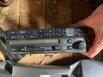 Photo of free Car radio #2 (ME139 bh) #1