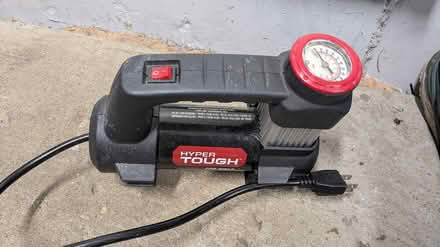 Photo of free Electric air pump (Quentin and Euclid) #1