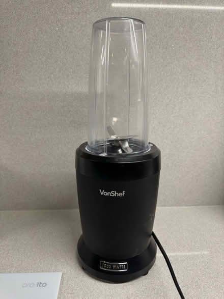 Photo of free VonShef smoothie maker / blender (Barbican EC2Y) #1