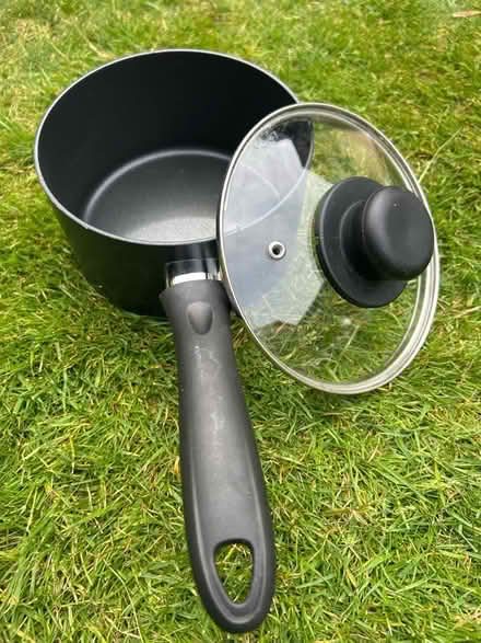 Photo of free Cooking pan with lid (Whitton TW3) #3