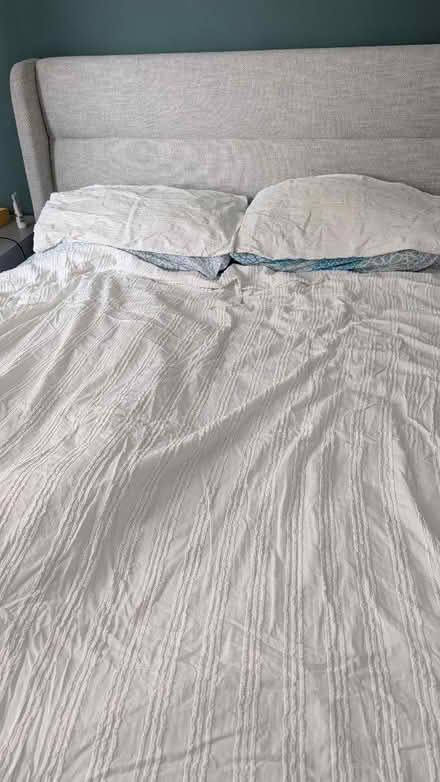 Photo of free King size white duvet set (Argall Avenue Industrial Estate E10) #1
