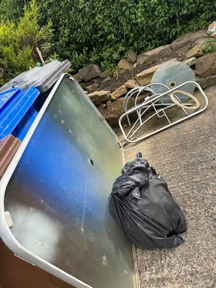 Photo of free Garden table (Sheffield S6 5h) #1