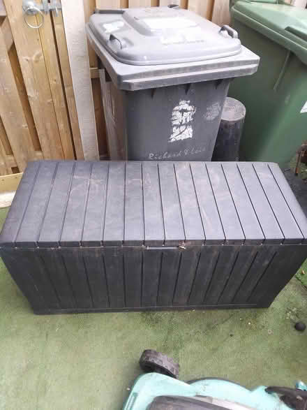 Photo of free Garden storage box (Killamarsh S21) #1