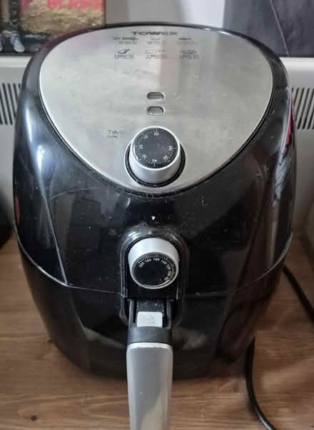 Photo of free Tower Airfryer (Leigh Park PO9) #1