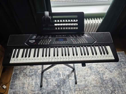 Photo of free Electric Keyboard (Burghfield Common (RG7)) #1