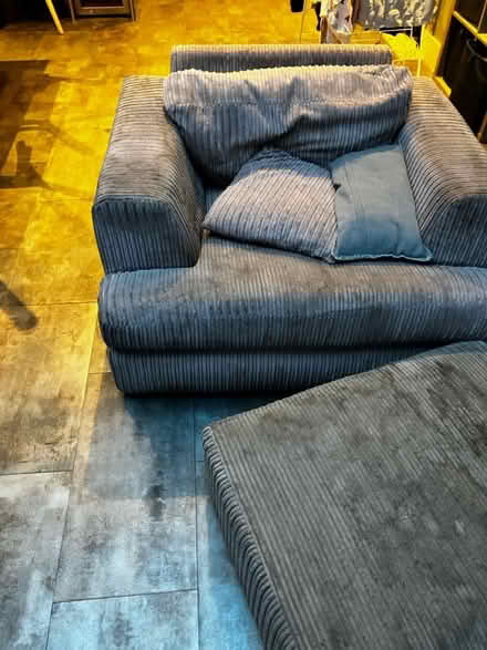Photo of free Arm chair and foot rest (Sidcup DA15) #1