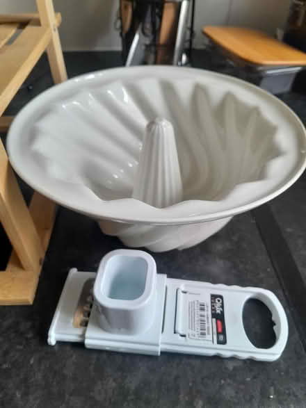 Photo of free Various kitchen items (HA1 3RT) #2