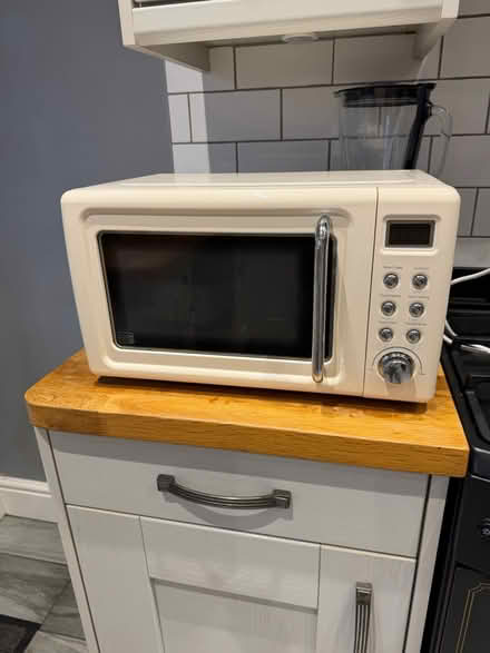 Photo of free Microwave (Chelmsford CM1) #1