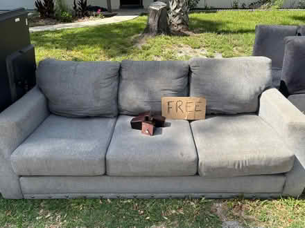 Photo of free Misc. house items (935 NE 5th Terrace) #4