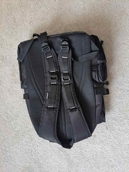 Photo of free Targus laptop bag (Heswall) #2